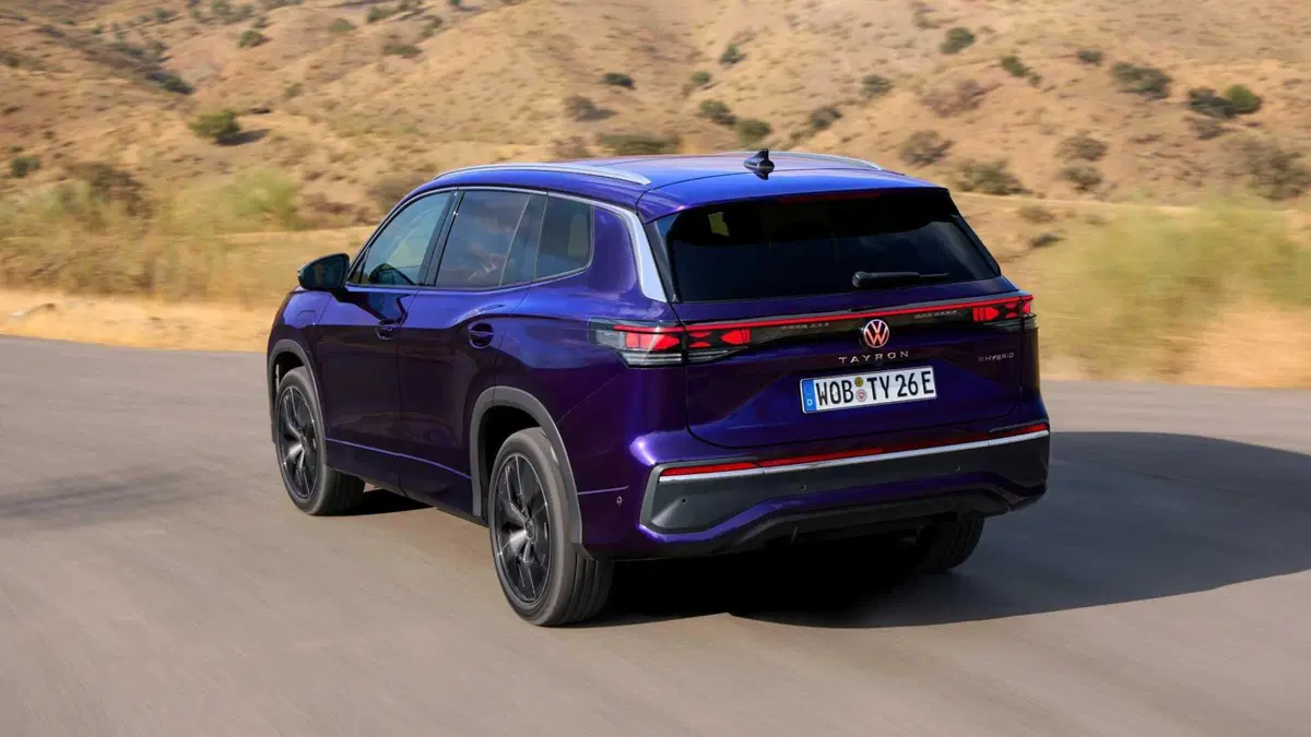 Volkswagen Tayron (2024-->>) (6)
