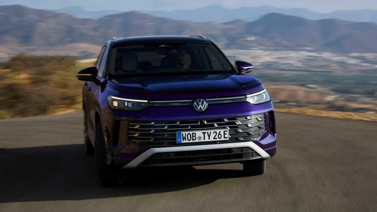 Volkswagen Tayron (2024-->>) (2)