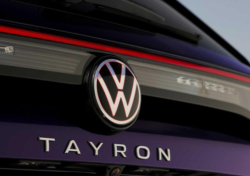 Volkswagen Tayron (2024-->>) (18)