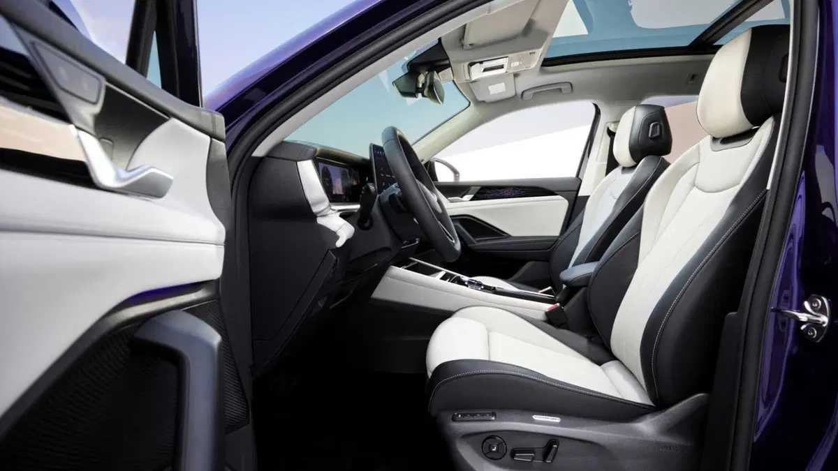 Volkswagen Tayron (2024-->>) (11)