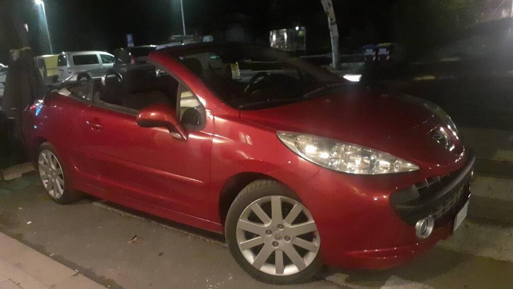 Peugeot 207 Cabrio usata a Livorno (2)