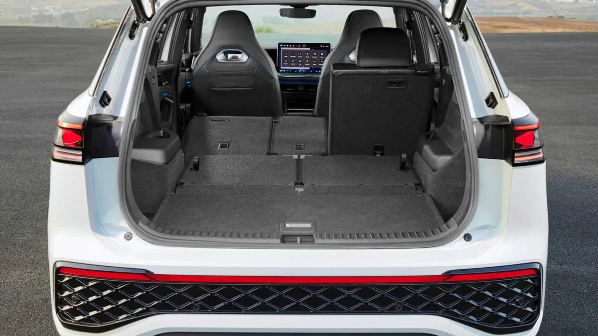 Volkswagen Tayron 1.5 etsi R-Line 150cv dsg 7p.ti (17)