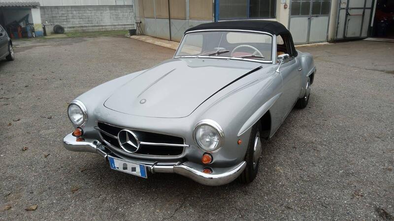 Mercedes-Benz 190 SL restauro totale km 0 d&#039;epoca del 1959 a Soresina