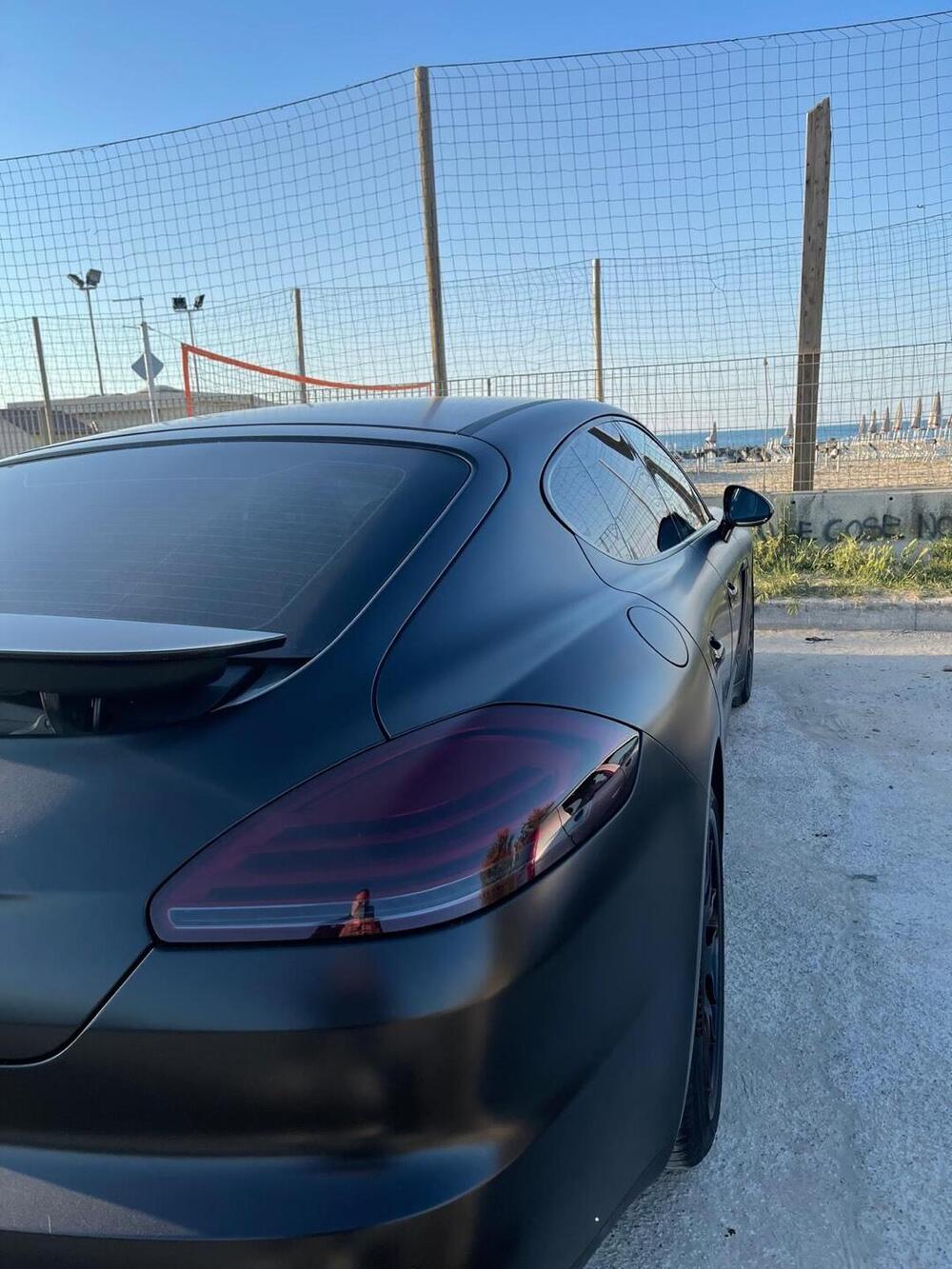 Porsche Panamera usata a Rimini (6)