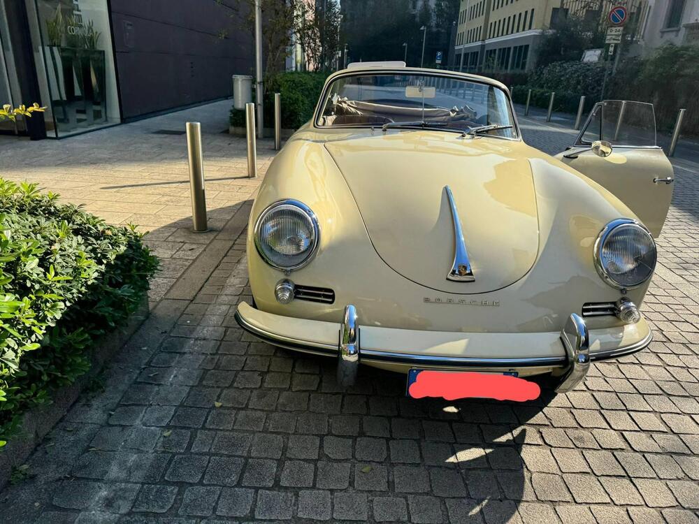 Porsche 356 BT5 cabrio anno 60  d'epoca a Cremona (12)