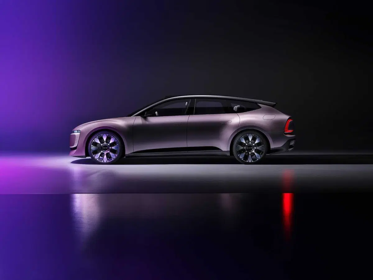 Audi: niente più anelli. Meglio AUDI per fare concorrenza ai cinesi in Cina (10)