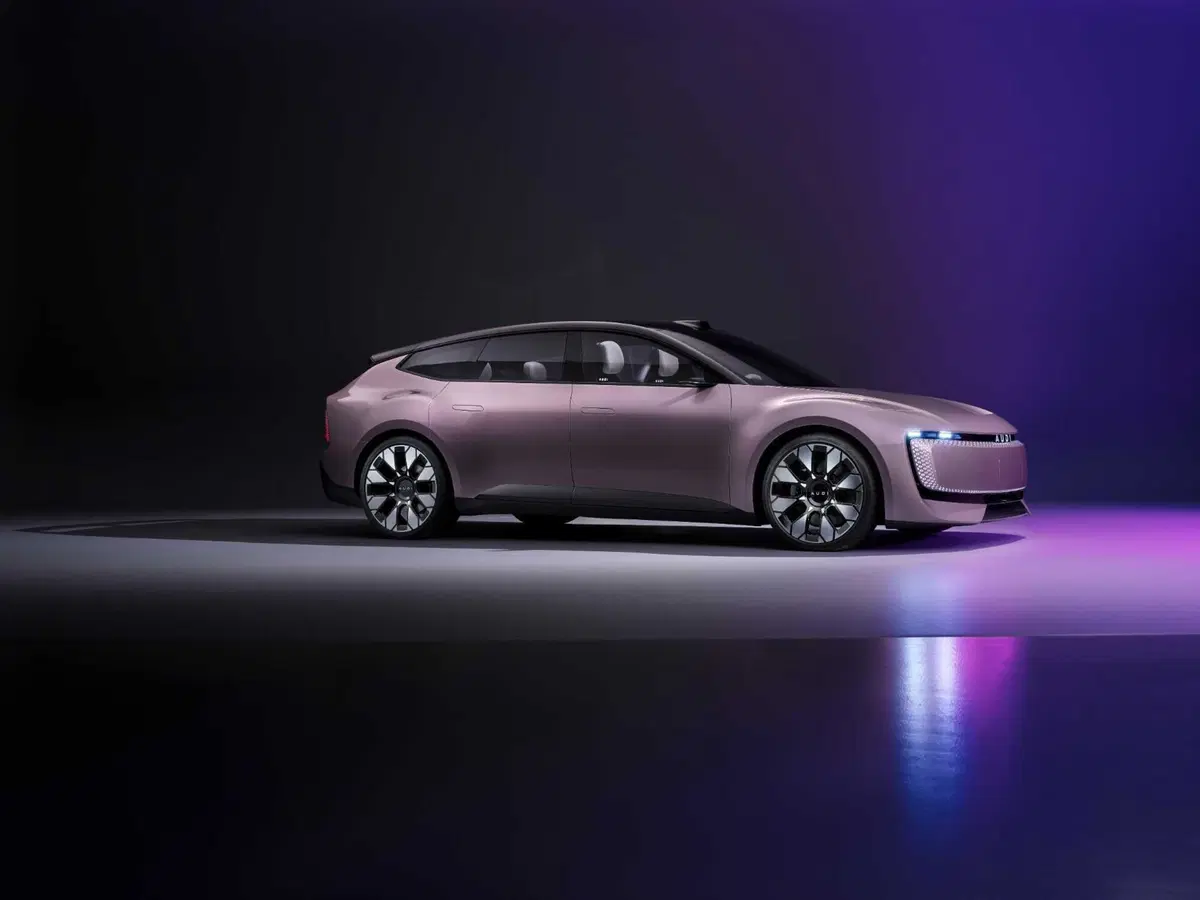 Audi: niente più anelli. Meglio AUDI per fare concorrenza ai cinesi in Cina (13)