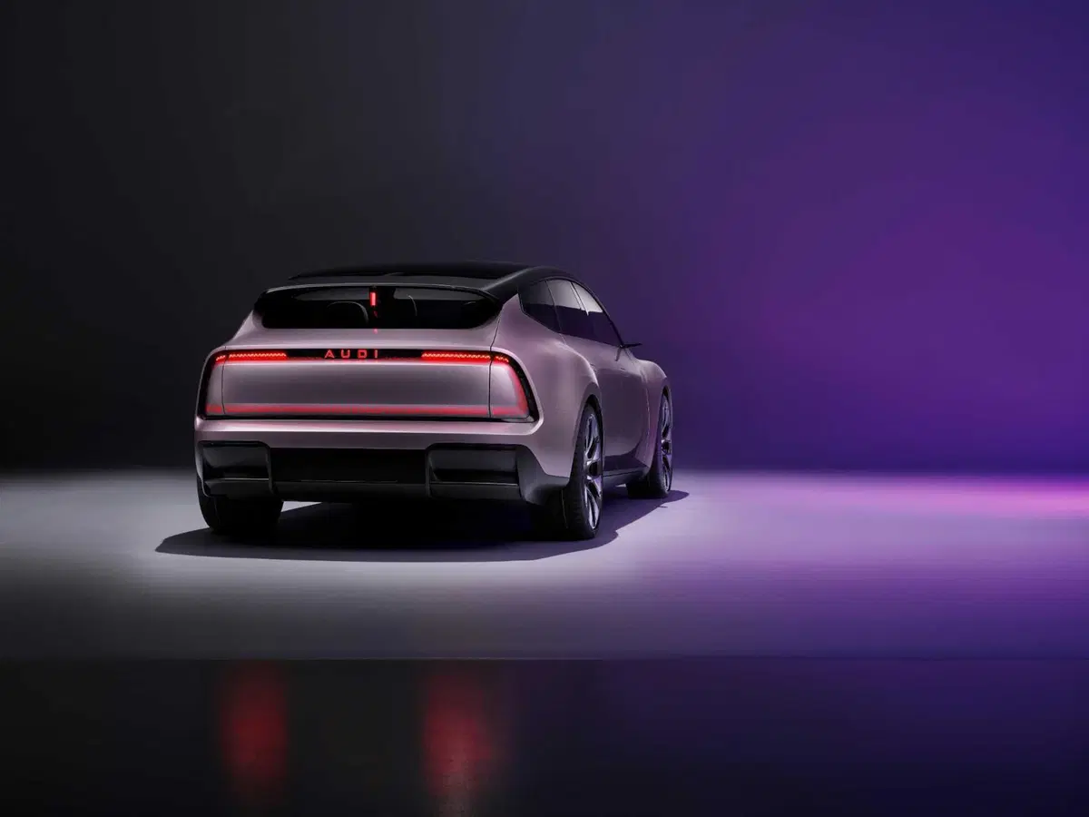 Audi: niente più anelli. Meglio AUDI per fare concorrenza ai cinesi in Cina (15)