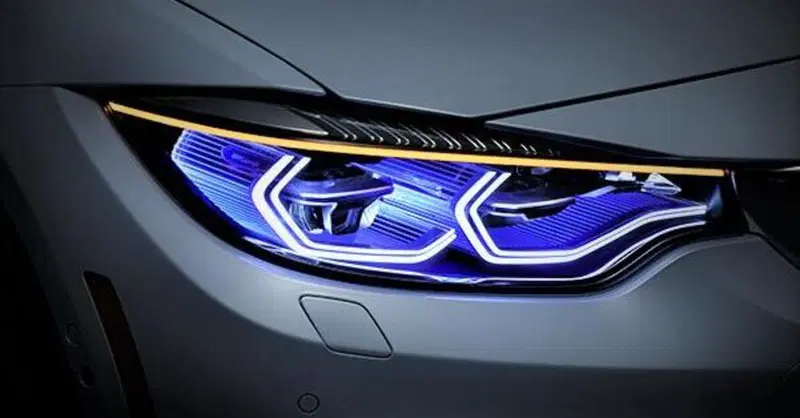 Facciamo luce per bene: come lucidare i fari opachi dell'auto