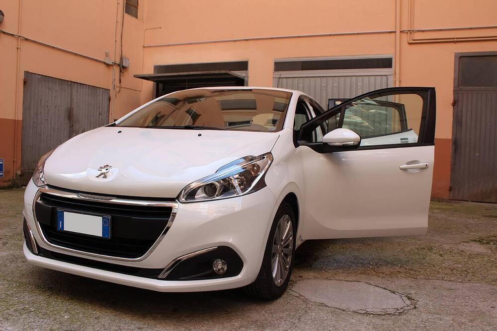 Peugeot 208 usata a Teramo (2)