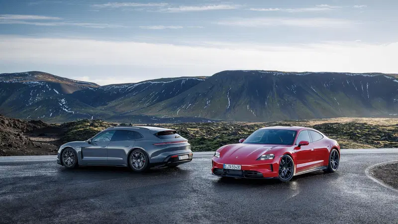 Porsche Taycan: sono tre le nuove versioni, ma l'elettrico non decolla