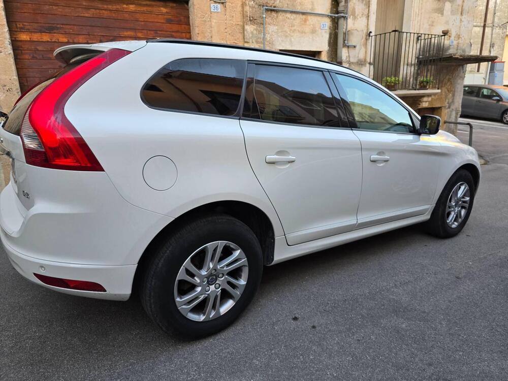 Volvo XC60 usata a Brindisi (3)