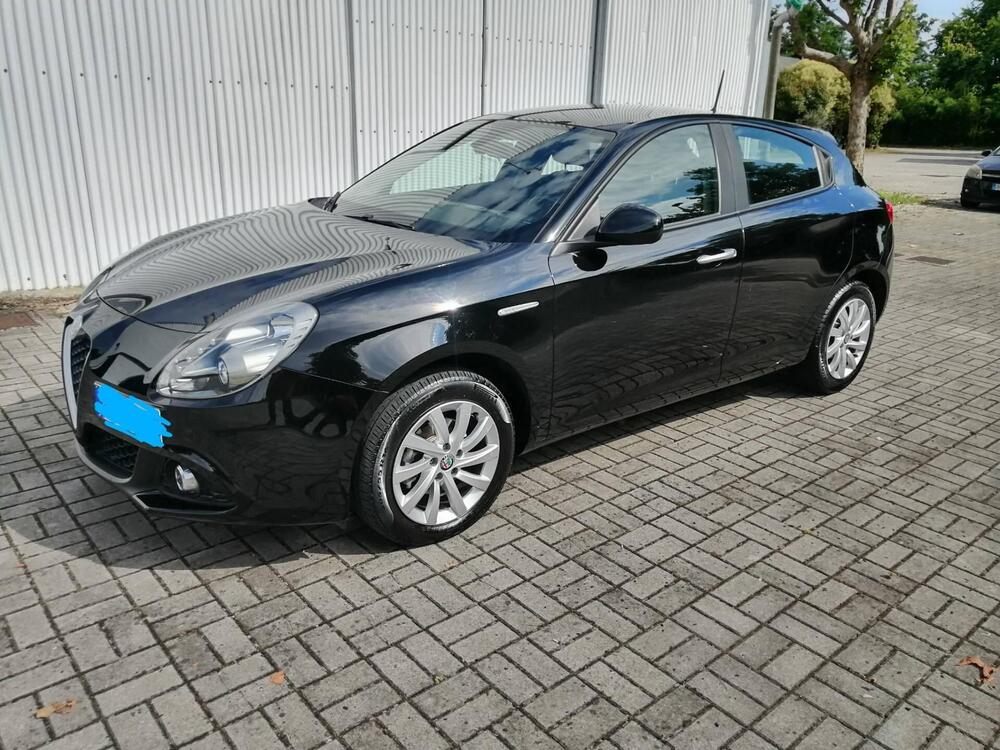 Alfa Romeo Giulietta usata a Brescia (3)