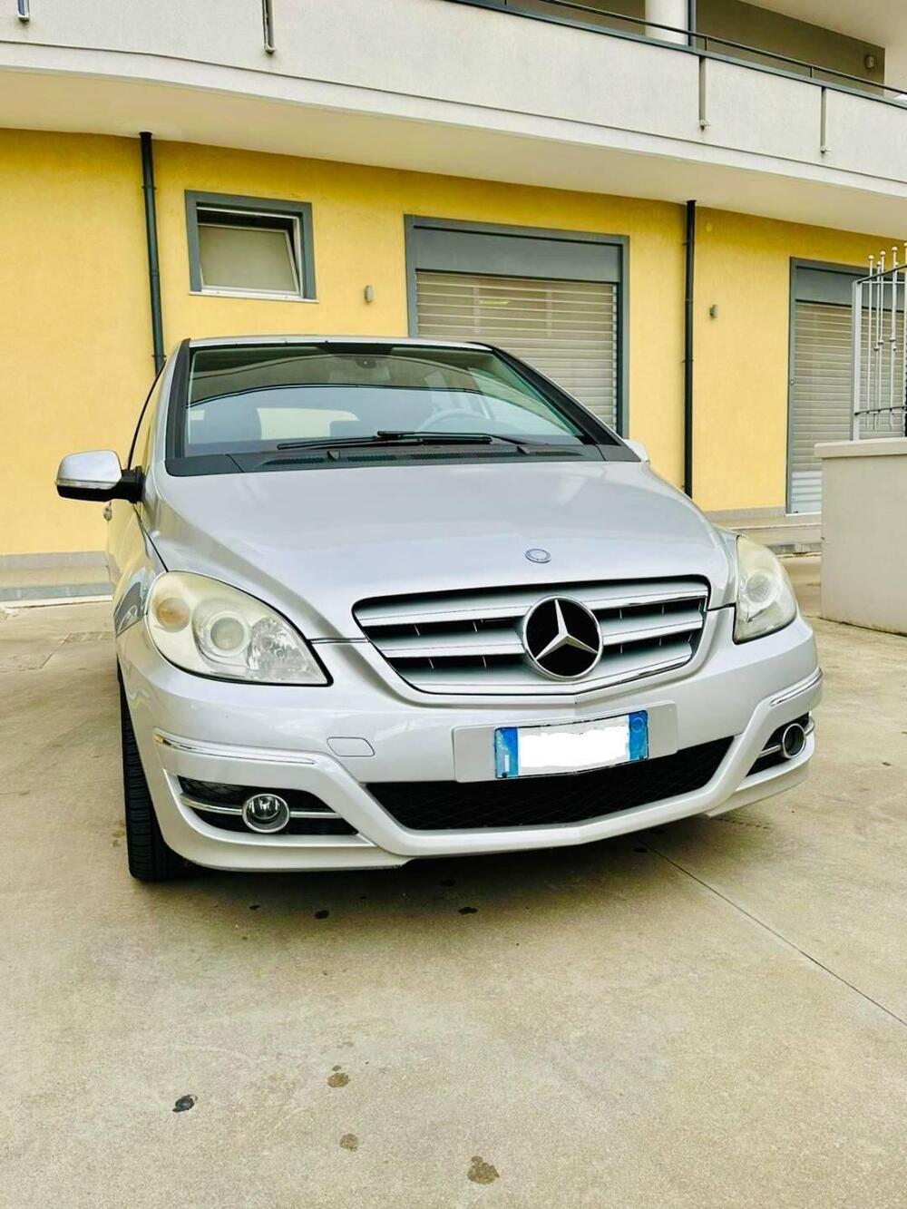 Mercedes-Benz Classe B usata a Salerno (2)