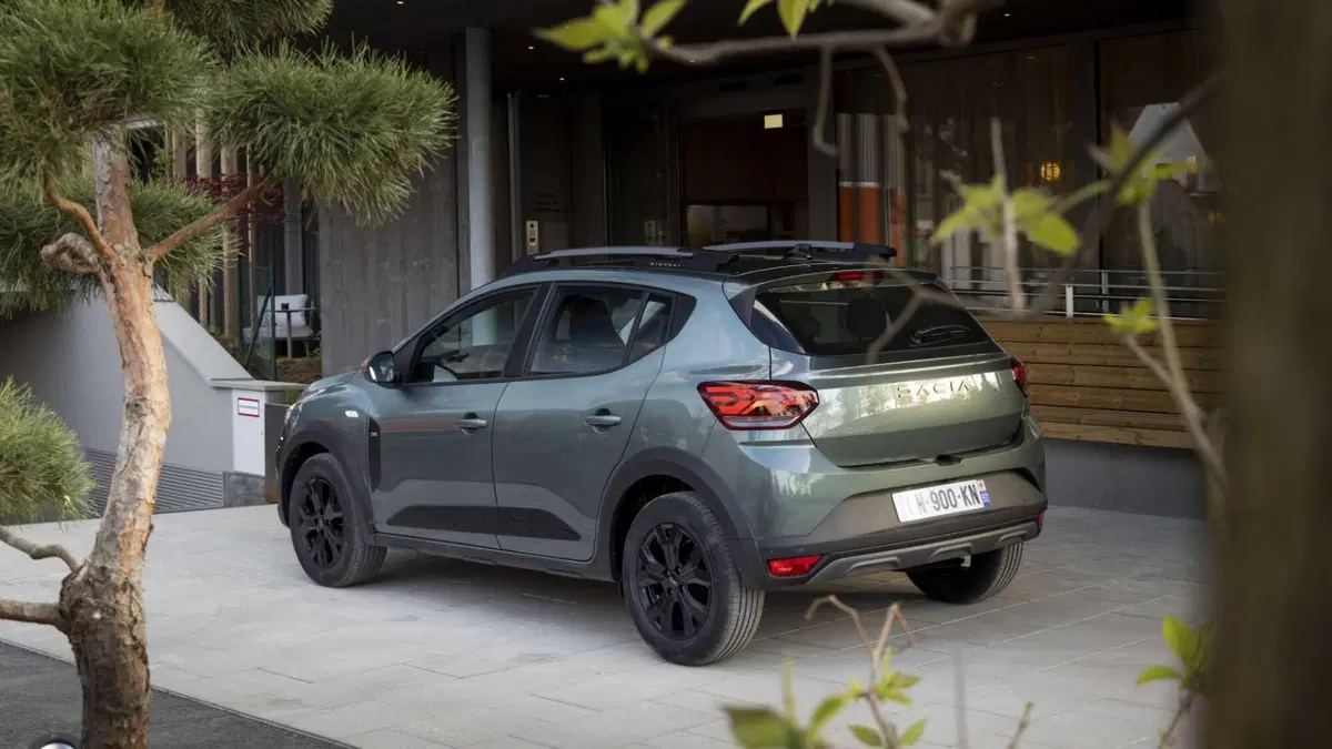 Dacia Sandero Stepway (2022-->>) (4)