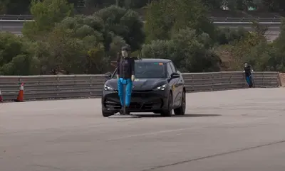 Cupra Tavascan &egrave; l'elettrica a 5 stelle in sicurezza, secondo EuroNCAP [VIDEO]