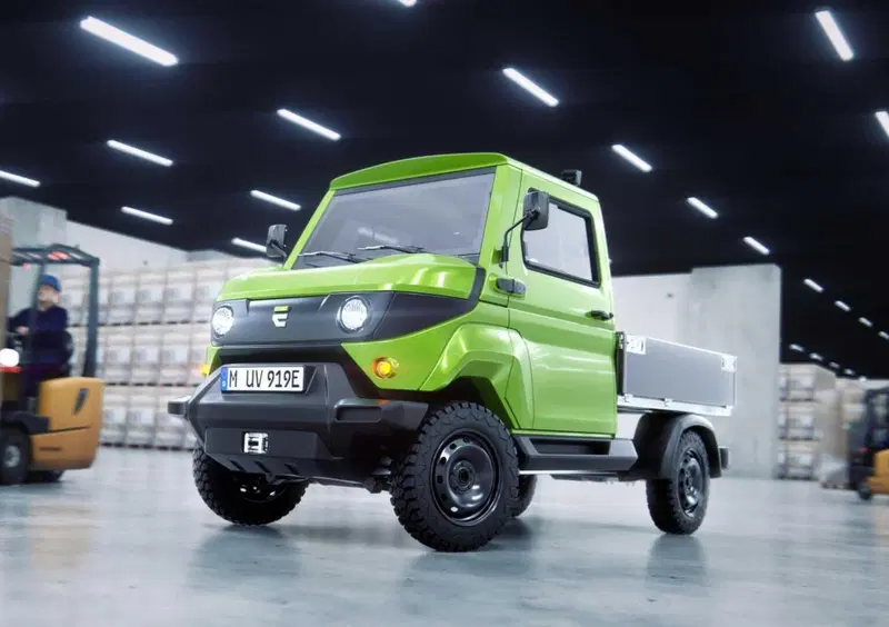 Evum Motors aCar Furgone (4)
