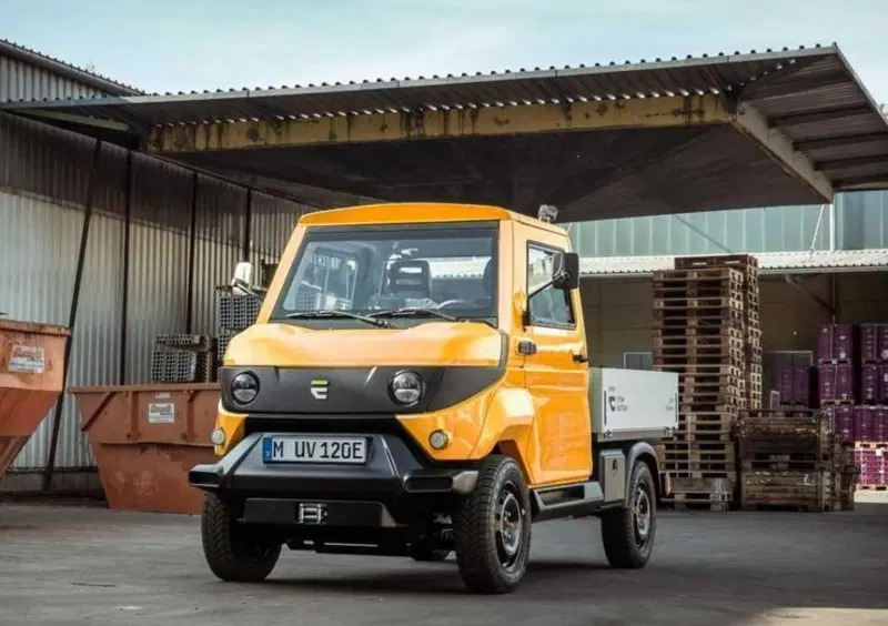 Evum Motors aCar Furgone (9)