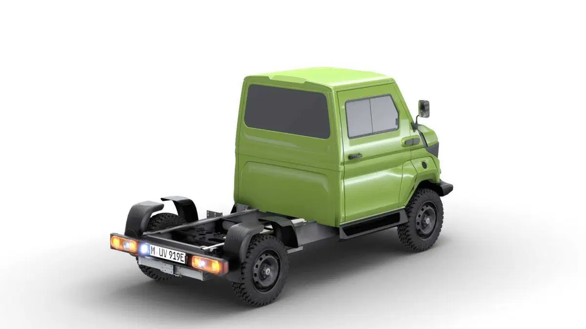 Evum Motors aCar Cabinato (2)