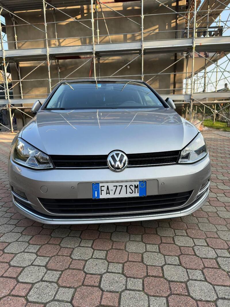 Volkswagen Golf Sportsvan 1.6 TDI 110CV Comfortline Blue Motion del 2015 usata a Verbania