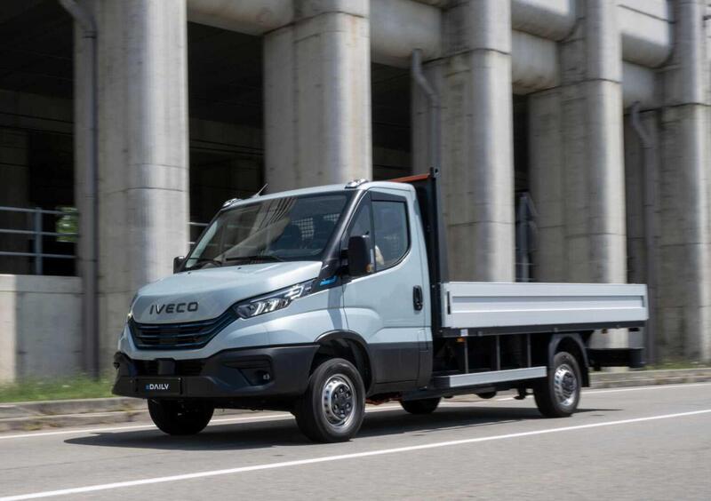 Iveco Daily Cabinato (2024-->>) (10)