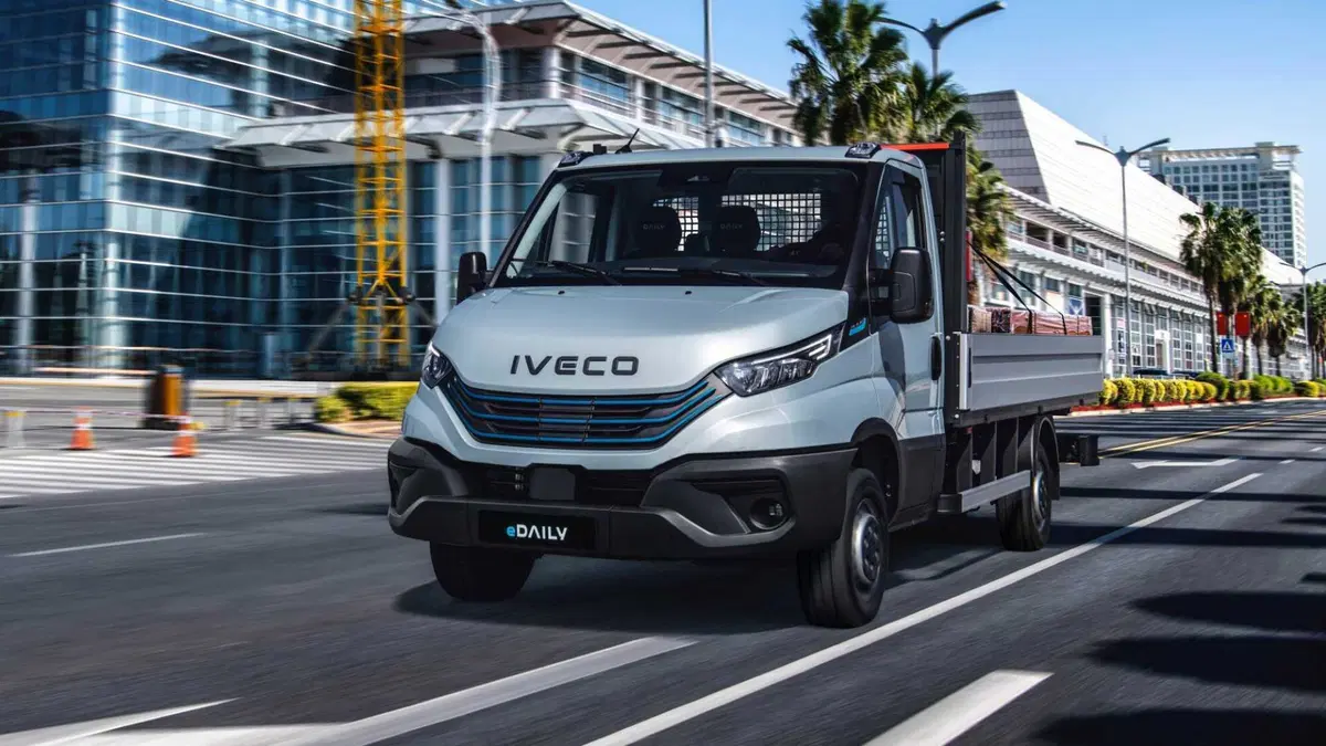 Iveco Daily Cabinato (2024-->>) (14)