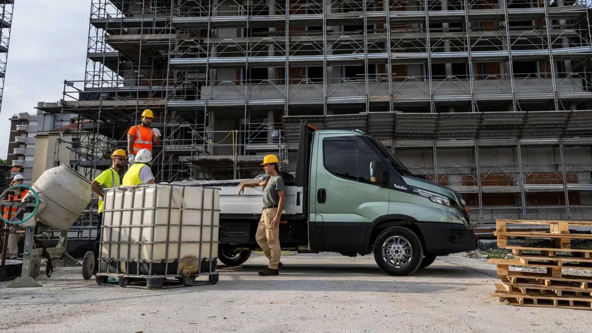 Iveco eDaily Cabinato (2024-->>) (3)