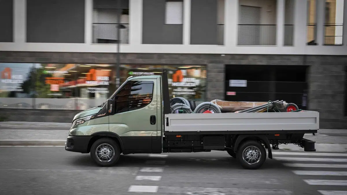 Iveco eDaily Cabinato (2024-->>) (5)