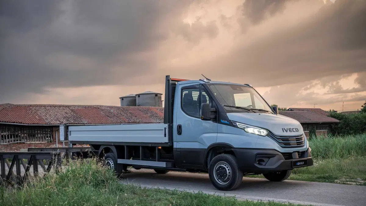 Iveco eDaily Cabinato (2024-->>) (11)