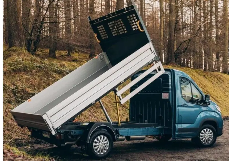 Maxus Deliver Cabinato (2023-->>) (2)