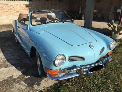 Volkswagen Karmann ghiad&#039;epoca del 1970 a Ferrara