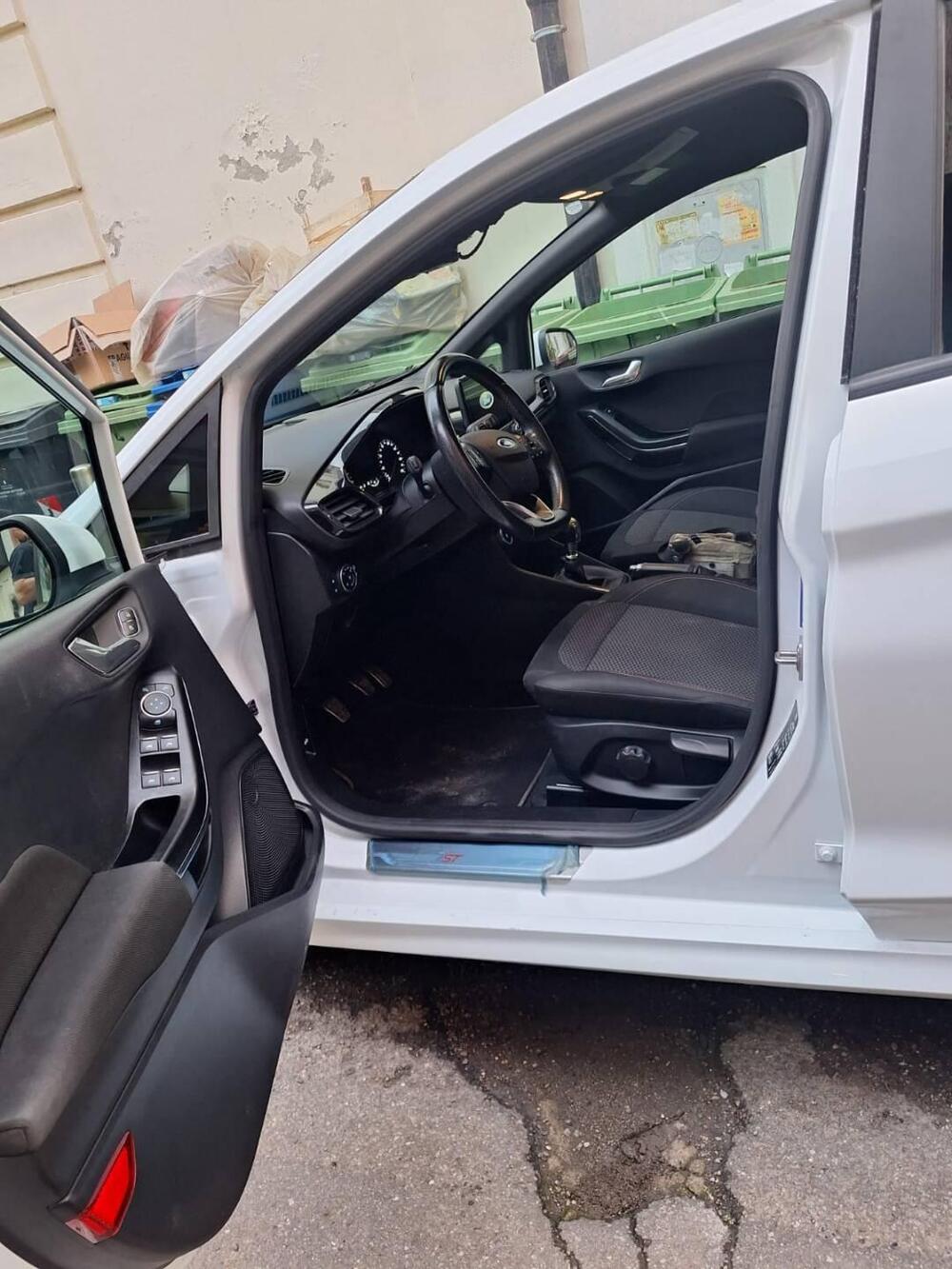 Ford Fiesta usata a Cosenza (4)