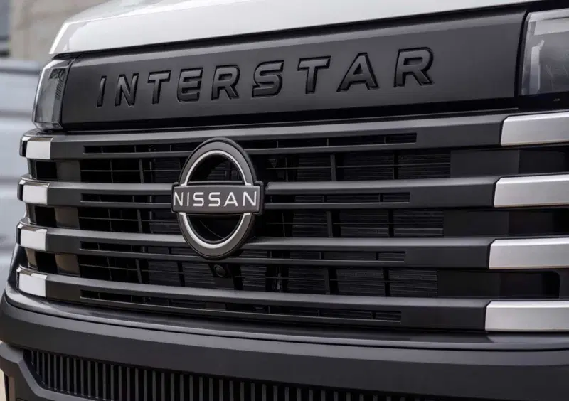 Nissan Interstar Furgone (19)