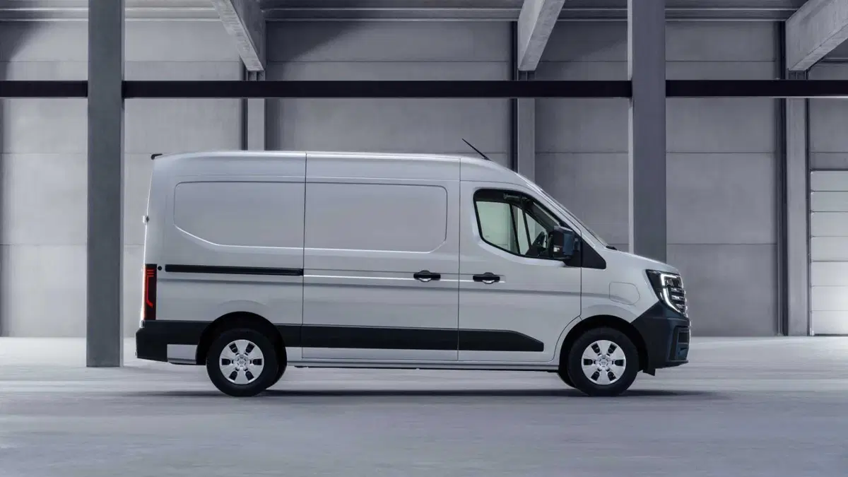 Nissan Interstar Furgone (3)
