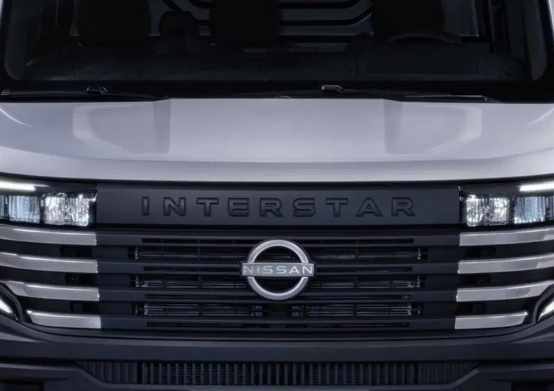 Nissan Interstar Furgone (20)