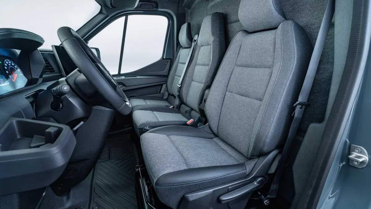 Nissan Interstar Furgone (15)