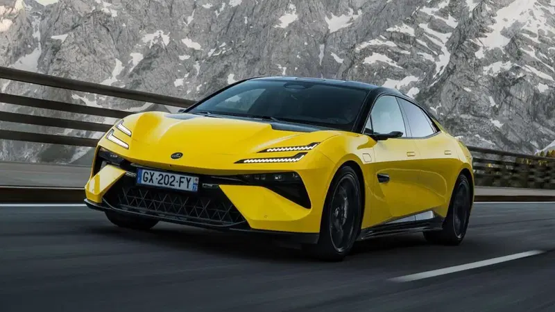 Lotus: il full electric non basta, Emeya ed Eletre avranno anche l'ibrido [VIDEO]