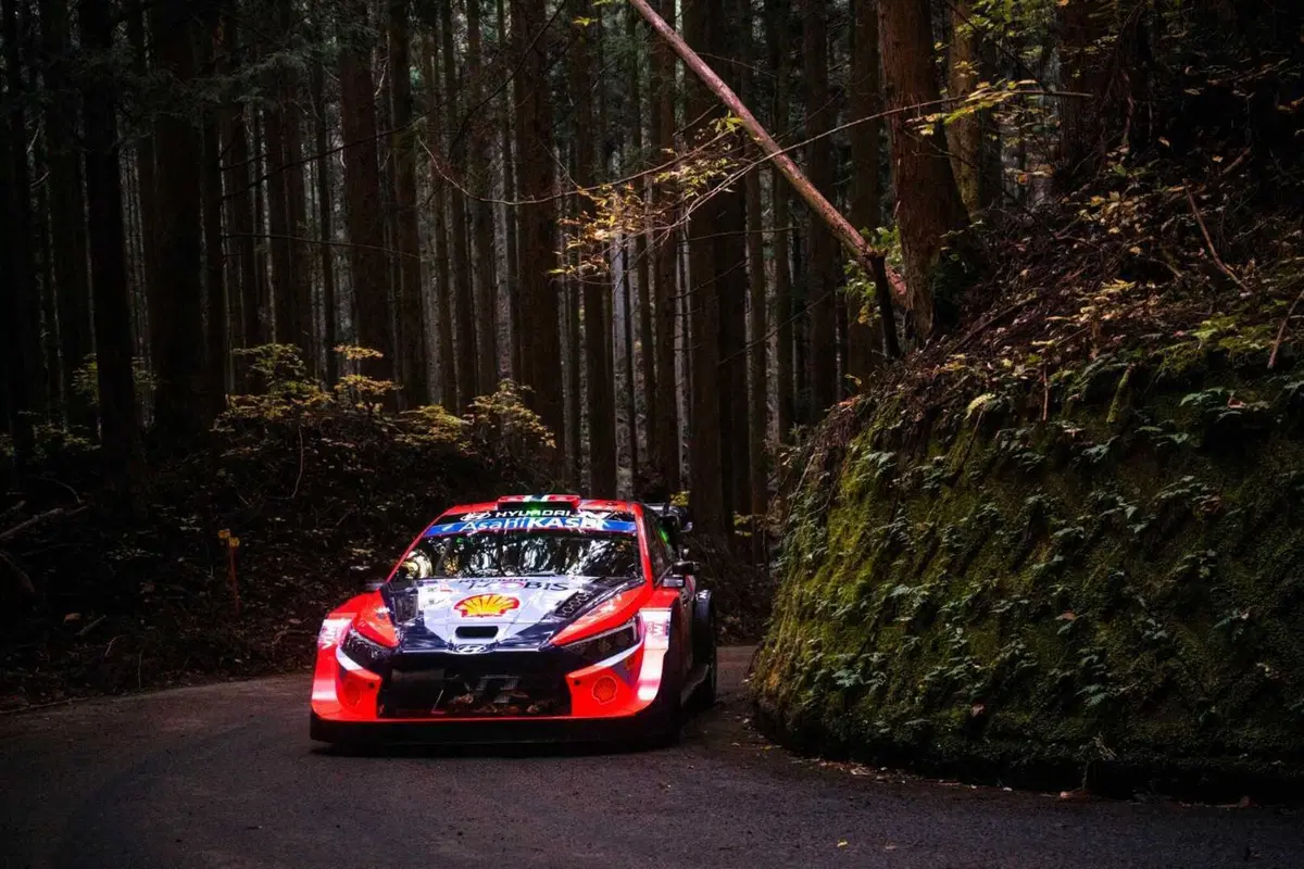 WRC 2024 Japan D2. Colpo di scena! Problemi per Neuville  (8)