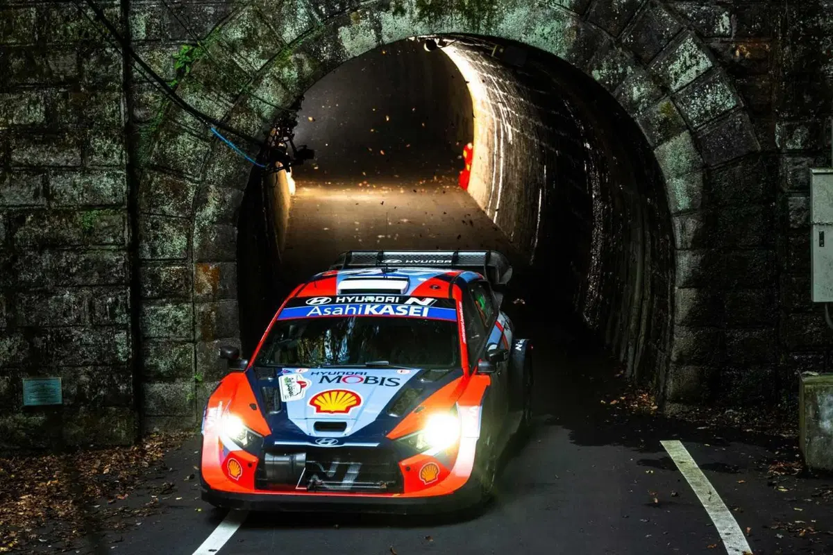 WRC 2024 Japan D2. Colpo di scena! Problemi per Neuville  (9)