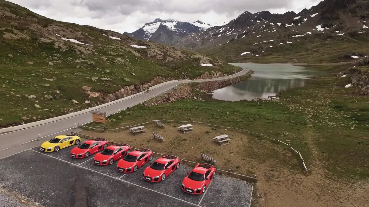 Audi R8 V10 plus Coupé: regina estiva delle alpi (13)
