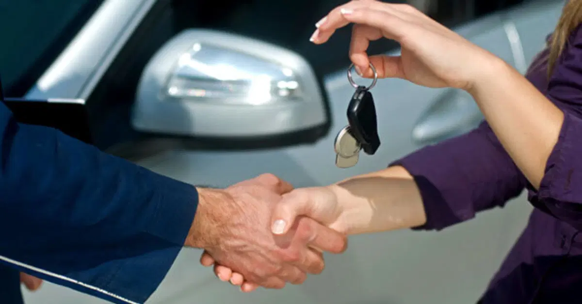 La prova di un'auto usata: solo pochi minuti, cosa cercare, cosa capire