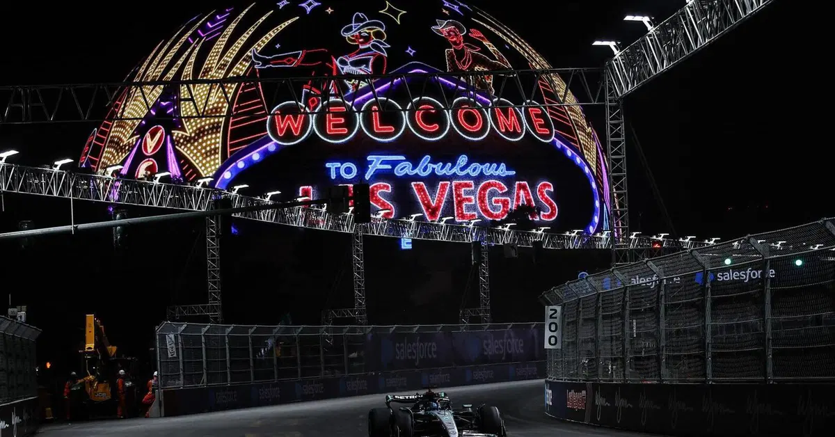 F1. Mercedes brilla nelle libere di Las Vegas, ma per Hamilton e Russell "veloci senza sapere il perch&eacute;"