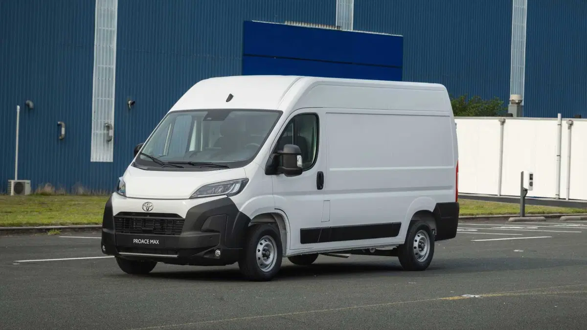 Toyota Proace Max (2024-->>) (2)