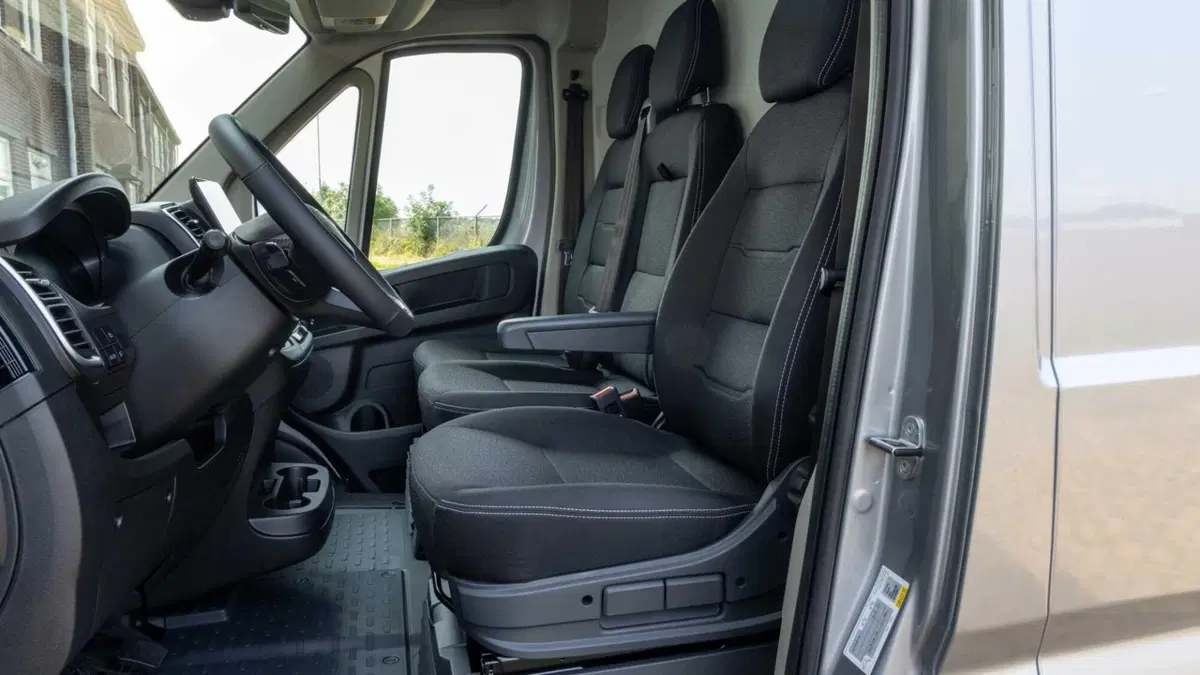 Toyota Proace Max (2024-->>) (12)