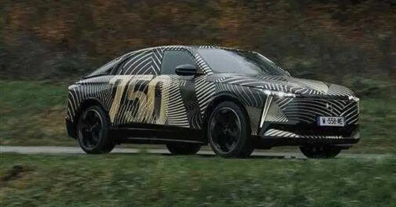DS svela l'ammiraglia elettrica: la futura regina del segmento premium "Made in Melfi"