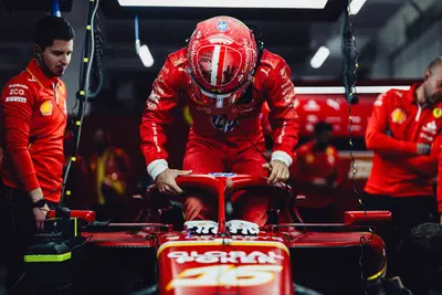 F1. Qualifiche GP Las Vegas, Leclerc frustrato dal quarto posto: "Non riesco a mettere in temperatura le gomme. Sainz si"