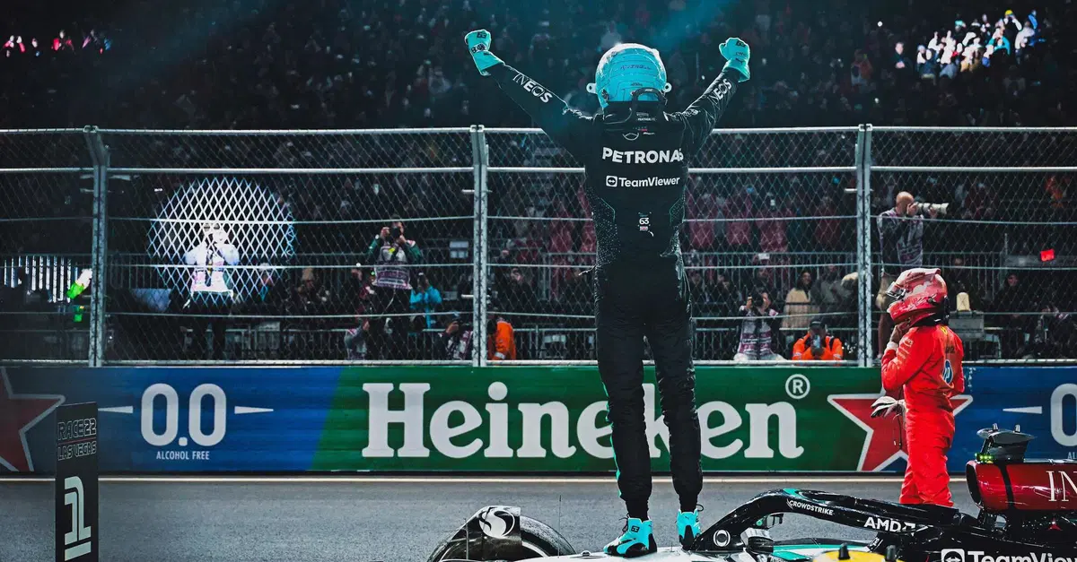 F1. GP Las Vegas, Russell ed Hamilton ancora increduli della doppietta su Sainz: "Un weekend da sogno"