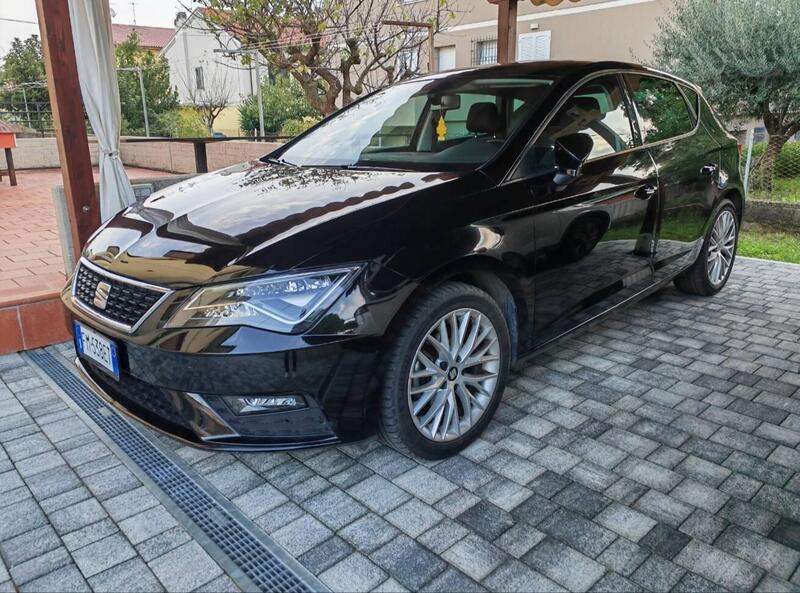 SEAT Leon 1.4 TGI 5p. Style  del 2017 usata a Cartoceto