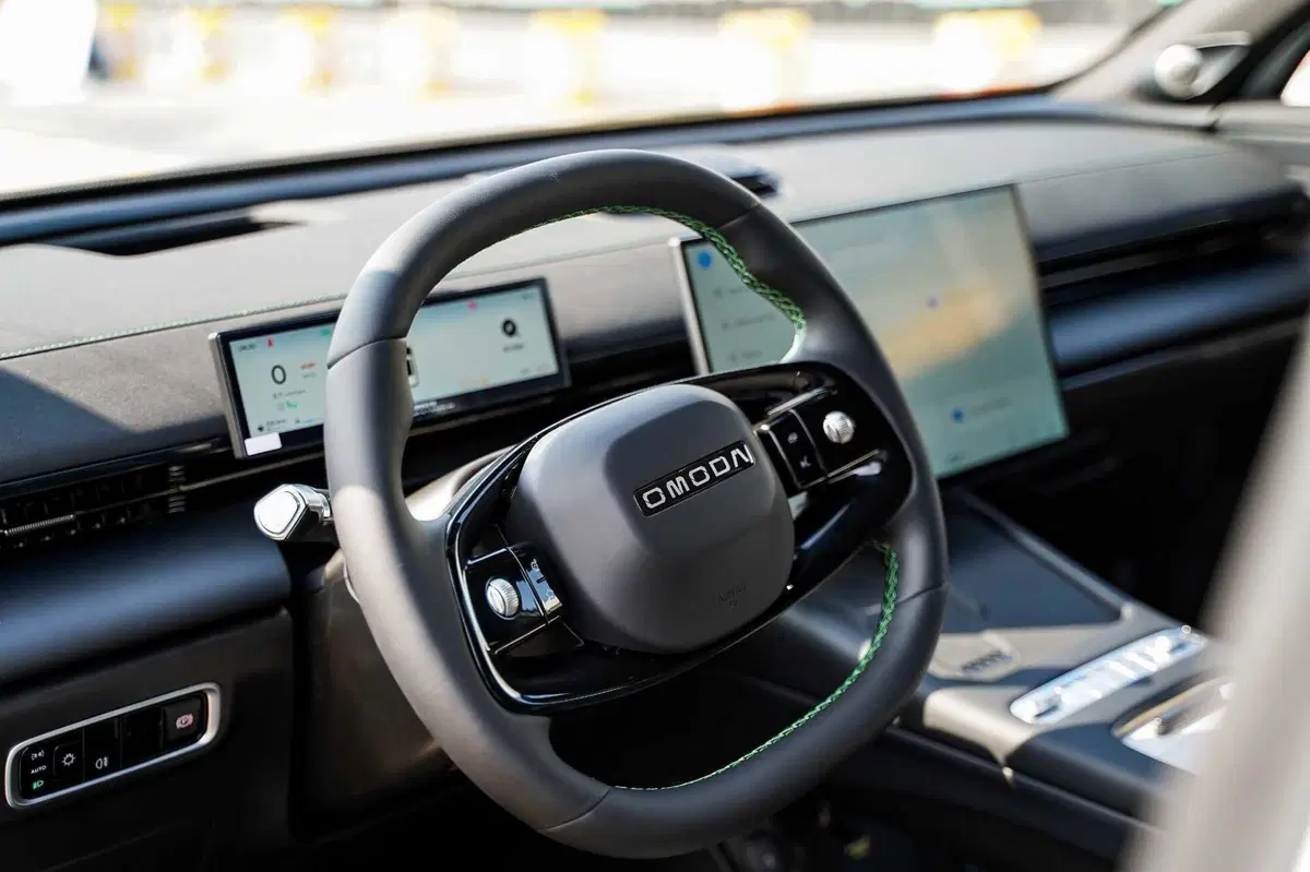 Omoda 7: la NEO suv stilosa che gioca con le luci 'super rosse' (2)