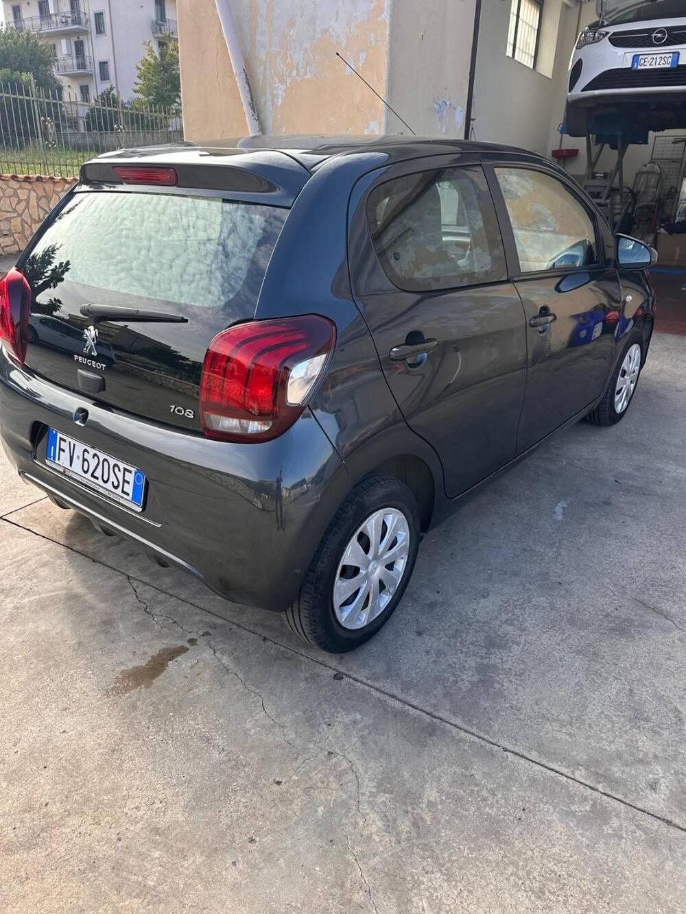 Peugeot 108 usata a Roma (5)